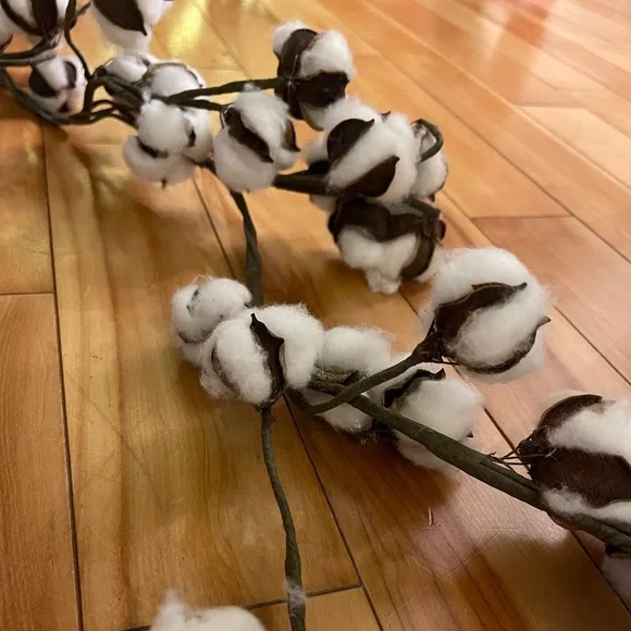 Cotton Garland  NWOT - Picture 2 of 2